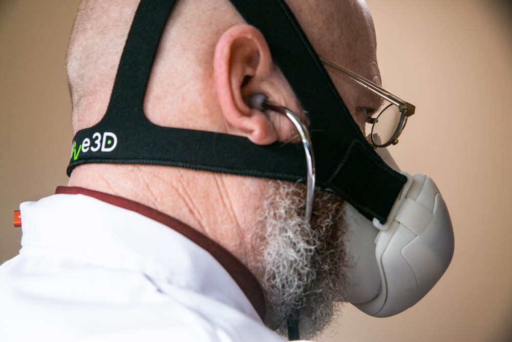Healthcare professional wearing the PersonalAIR™ START facemask for advanced filtration protection
